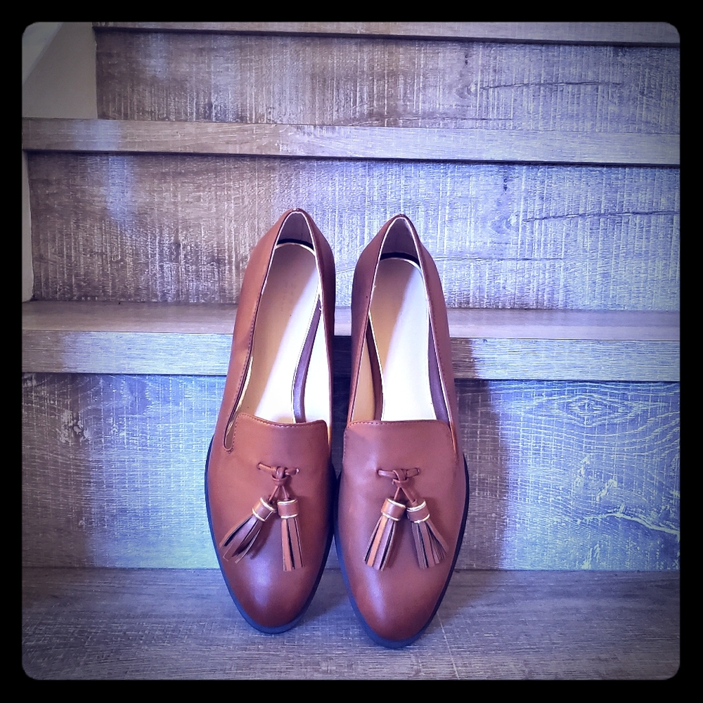 moccasin